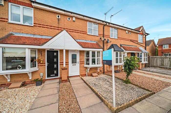 2 Bedroom Terraced House For Sale In Newby Close, Kingswood, Hull, HU7