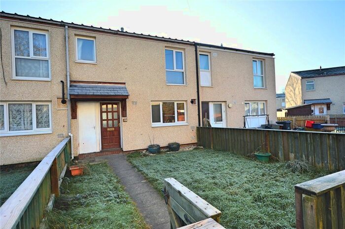 3 Bedroom Terraced House For Sale In Lon Gerylli, Newtown, Powys, SY16