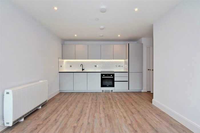 2 Bedroom Apartment To Rent In The Factory, Memorial Avenue, Slough, SL1