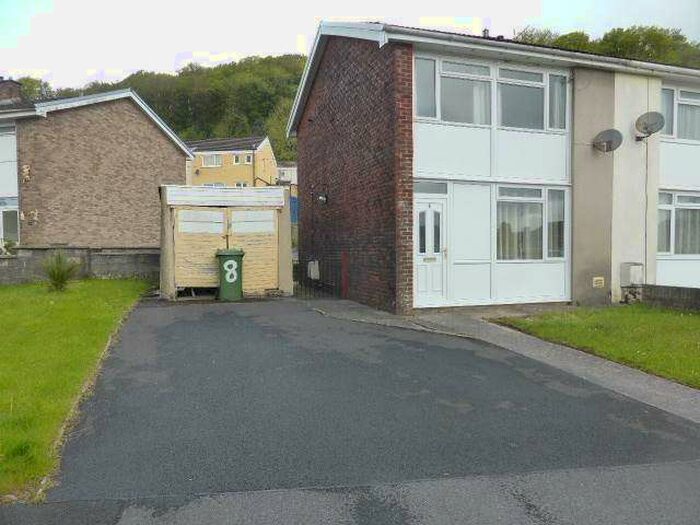 3 Bedroom House To Rent In Glan Yr Ystrad, Johnstown, Carmarthen, SA31