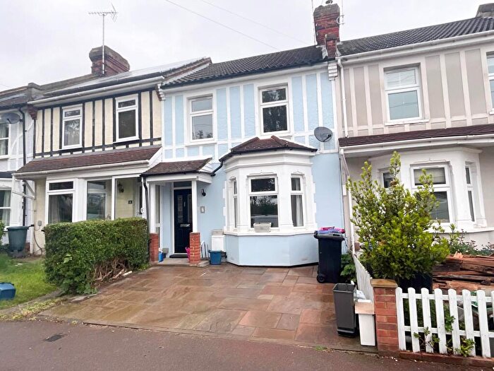 3 Bedroom Terraced House To Rent In Bailey Road, Leigh-on-Sea, SS9