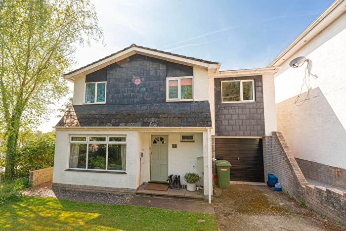 4 Bedroom Detached House For Sale In Mill Common, Undy, NP26