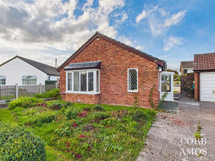 2 Bedroom Detached Bungalow For Sale In Bearcroft, Weobley, HR4
