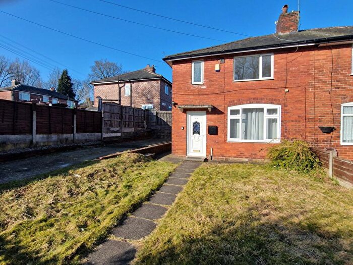 3 Bedroom Property To Rent In Woodley Avenue, Radcliffe, Manchester, M26