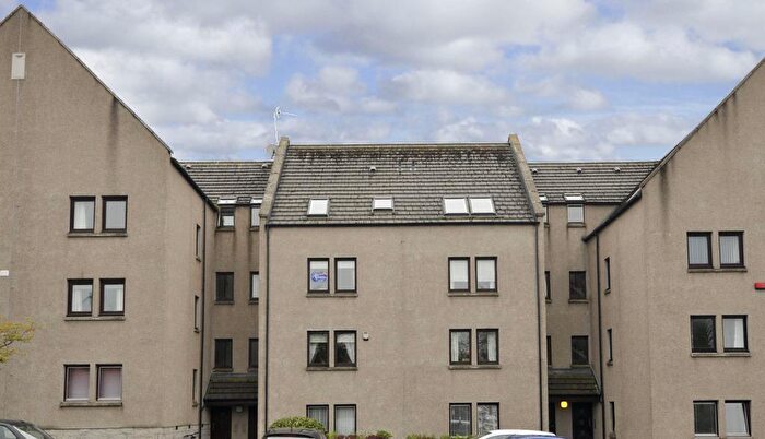 1 Bedroom Flat To Rent In Sunnybank Road, Aberdeen, AB24