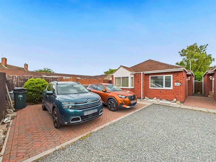 2 Bedroom Detached Bungalow For Sale In Thames Street, Hogsthorpe, Skegness, PE24