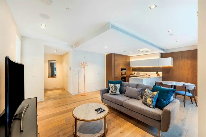 1 Bedroom Flat To Rent In Pearson Square, Nassau Street, London, W1W