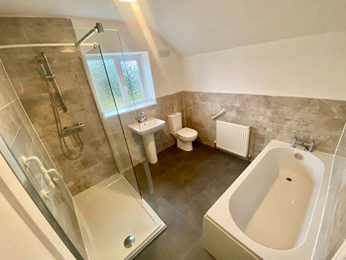 2 Bedroom Property To Rent In Heol Maes Y Gelynen, Morriston, Swansea, SA6