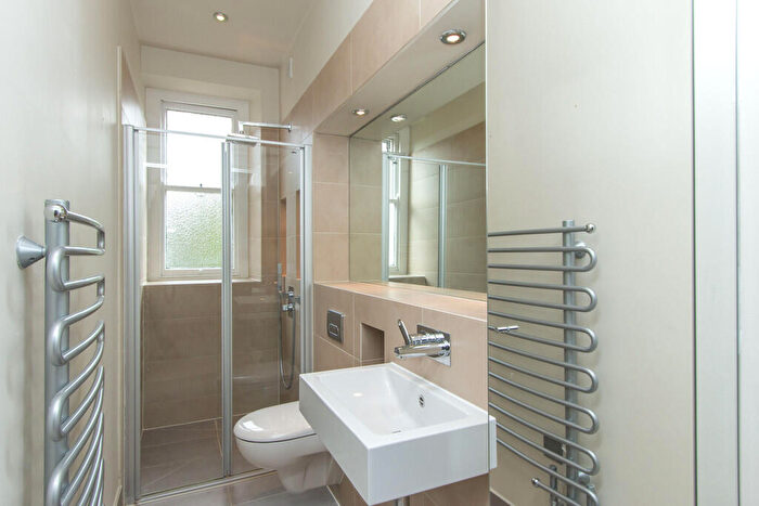 2 Bedroom Apartment To Rent In Osborne Road, Clifton, Bristol, BS8