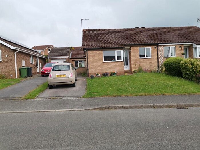 2 Bedroom House To Rent In Stoke Close, Belper, DE56