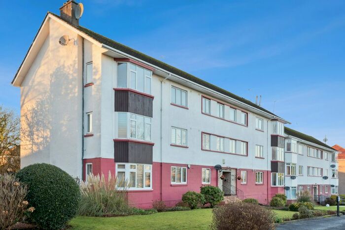 3 Bedroom Flat To Rent In Broomburn Court, Newton Mearns, Glasgow, G77