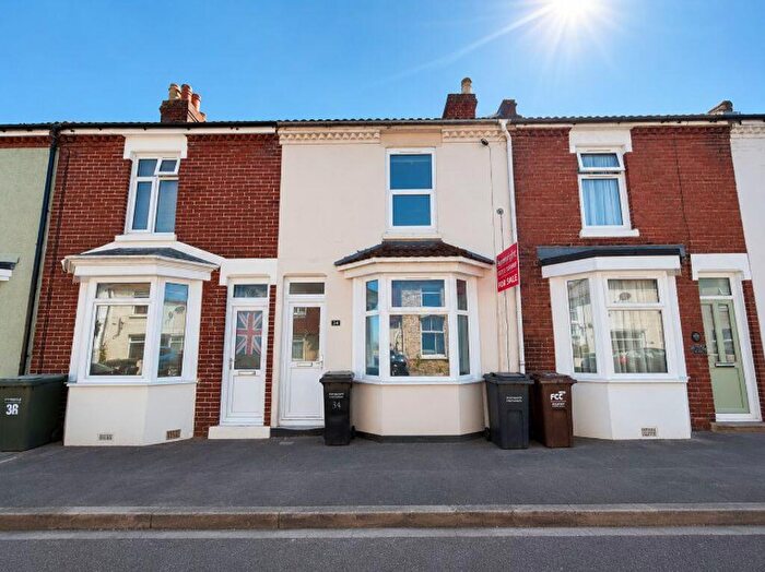 2 Bedroom Terraced House To Rent In Lavinia Road, Gosport, PO12