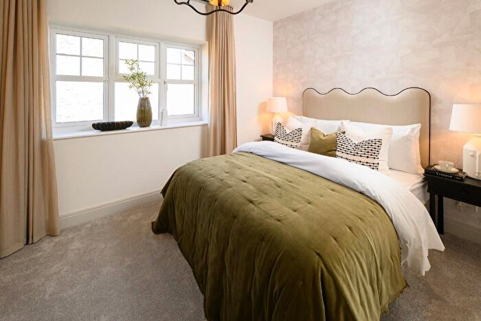 2 Bedroom Apartment For Sale In Ively Road, Fleet, GU51