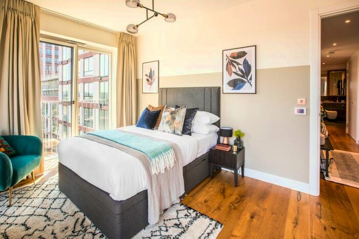 1 Bedroom Flat To Rent In Carpet Street Sugar House Island, E15