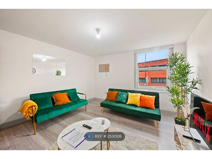 2 Bedroom Flat To Rent In Castle Street, Reading, RG1