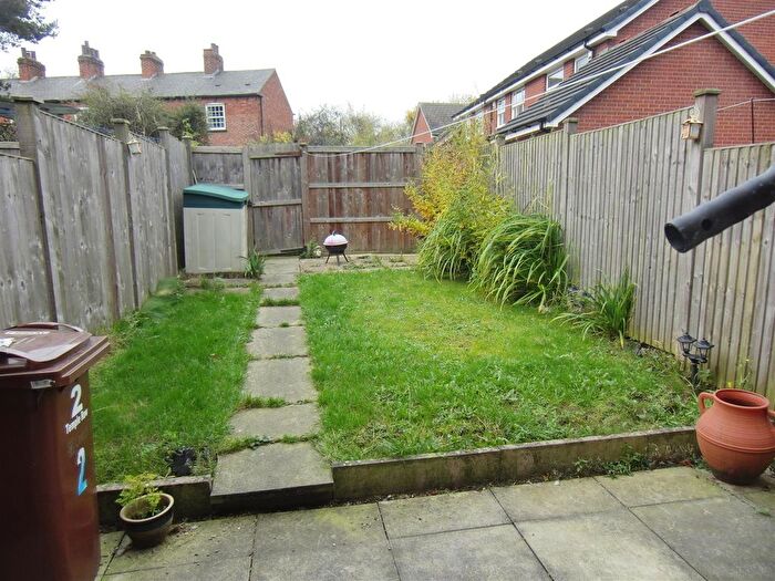 2 Bedroom Town House To Rent In Temple Row, Colton, Leeds, LS15