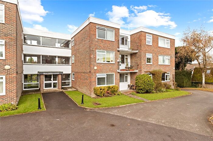 2 Bedroom Flat For Sale In Beacon Road, Crowborough, East Sussex, TN6