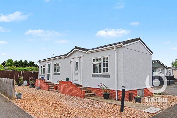 2 Bedroom Park Home For Sale In Main Road, West Winch, King's Lynn, PE33