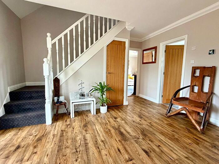 3 Bedroom Chalet For Sale In Sandy Lane, St. Ives, BH24