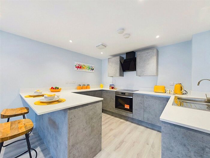 2 Bedroom Flat For Sale In Mill Court, The Iceworks, Bromyard Road, Worcester, Worcestershire, WR2