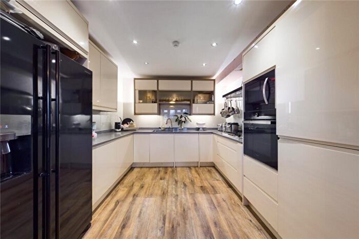 4 Bedroom Semi-Detached House To Rent In Wimborne Avenue, Redhill, Surrey, RH1