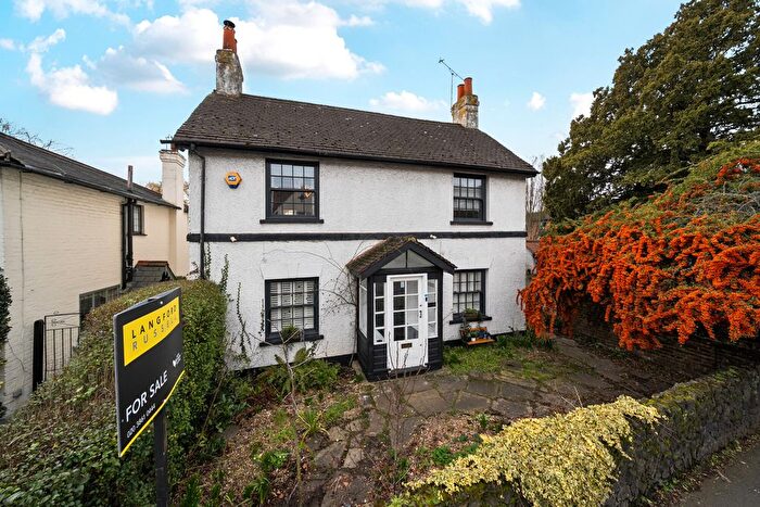 5 Bedroom Detached House For Sale In Halfway Street, Sidcup, DA15