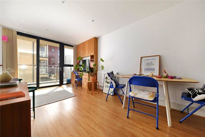 1 Bedroom Flat For Sale In Dyke Road, Brighton, East Sussex, BN1