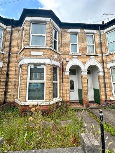 5 Bedroom Property To Rent In Room In Bed Cranbrook Avenue, Hull, HU6