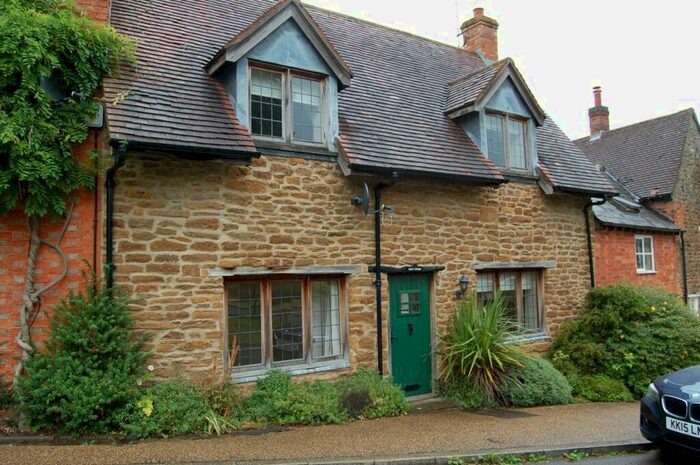 2 Bedroom Cottage To Rent In School Lane, Badby, Northampton, NN11