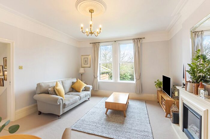 2 Bedroom Flat To Rent In Elm Road, Beckenham, BR3