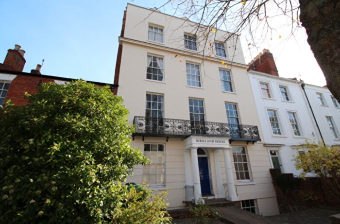 1 Bedroom Apartment For Sale In Portland Street, Leamington Spa, CV32