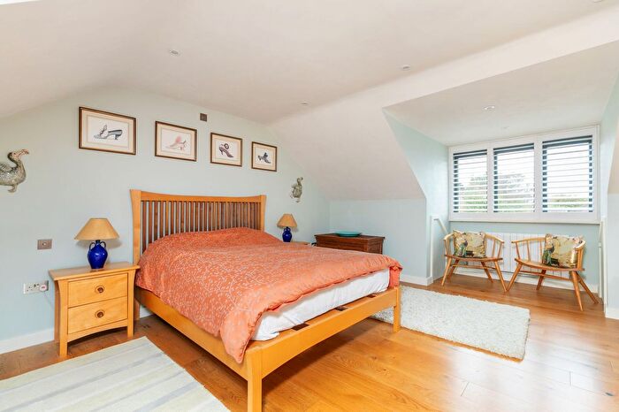 4 Bedroom Detached House For Sale In Oliver's Battery Road South, Winchester, SO22