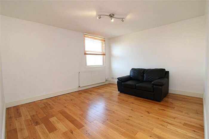 1 Bedroom Flat To Rent In Nether Street, Finchley, London, N3