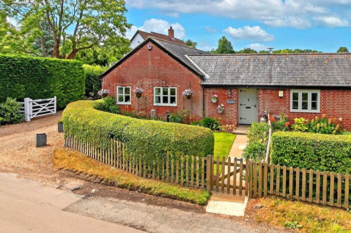3 Bedroom Detached House For Sale In Dairy Cottage, Vicarage Road, Waresley, SG19