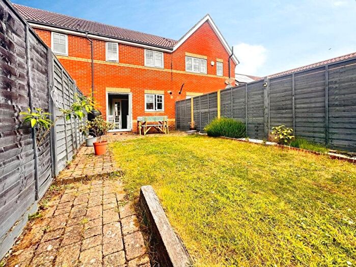 2 Bedroom Terraced House For Sale In Tattershall Road, Maidstone, Kent, ME15