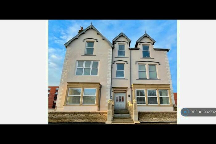 2 Bedroom Flat To Rent In Lytham St. Annes, Lytham St. Annes, FY8