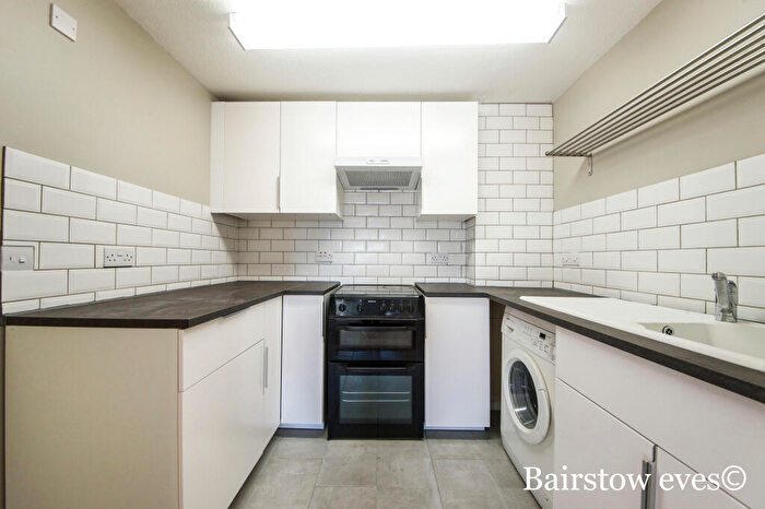 1 Bedroom Flat To Rent In Churchbank, Teresa Mews, Walthamstow, E17