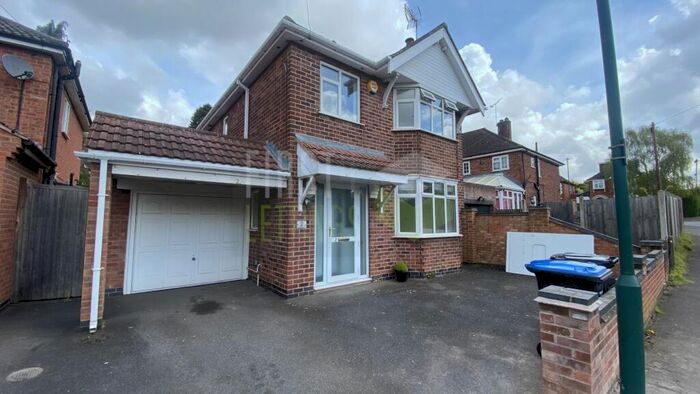 3 Bedroom Detached House To Rent In Forest Rise, Thurnby, LE7