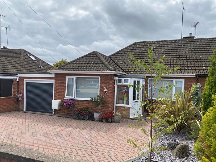 2 Bedroom Semi-Detached Bungalow For Sale In Dorsett Road, Stourport-On-Severn, DY13