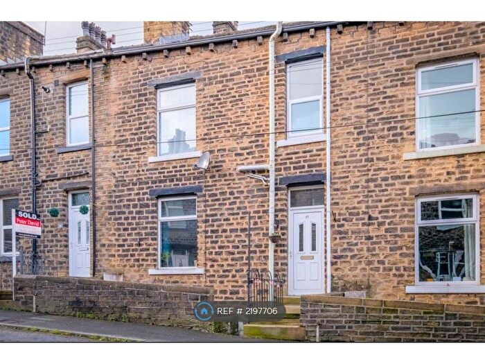 2 Bedroom Terraced House To Rent In Sowerby Bridge, Sowerby Bridge, HX6