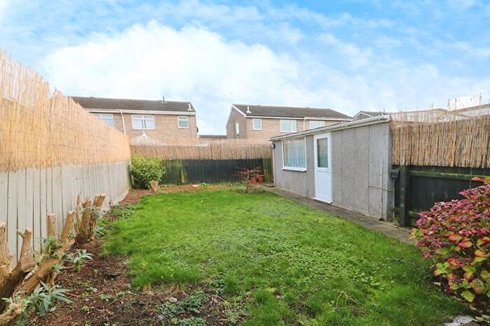 2 Bedroom Semi-Detached Bungalow For Sale In Haven Garth, Hedon, Hull, HU12