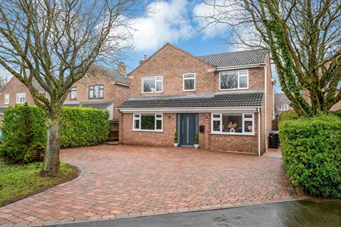 4 Bedroom Detached House For Sale In Cedar Road, Stamford, PE9