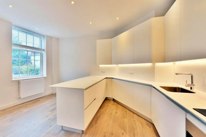 1 Bedroom Flat To Rent In Rundell Crescent, Hendon, NW4