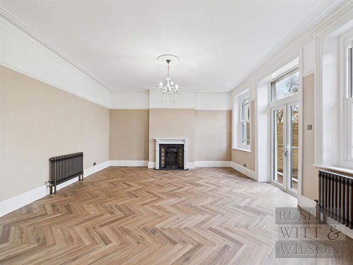 2 Bedroom Flat For Sale In Bohemia Road, St. Leonards-On-Sea, TN37