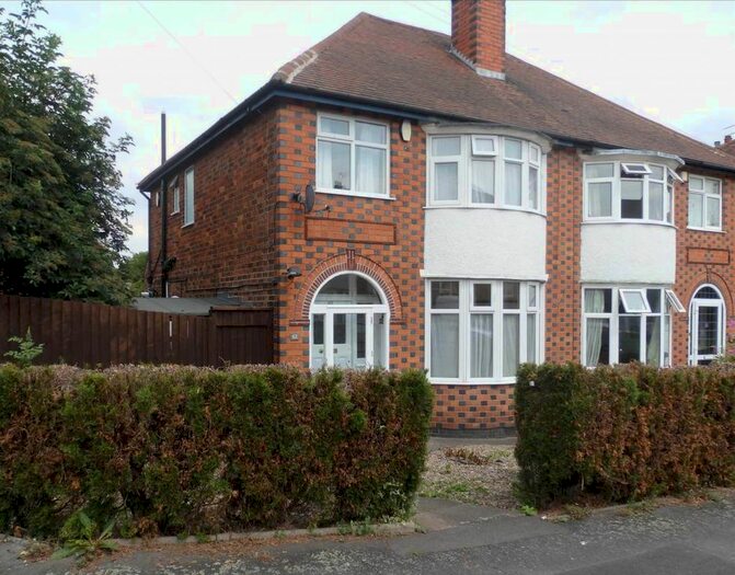 3 Bedroom Semi-Detached House To Rent In Dorchester Road, Western Park, Leicester, LE3