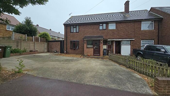3 Bedroom Semi-Detached House To Rent In Manor Road, Dagenham, London, RM10