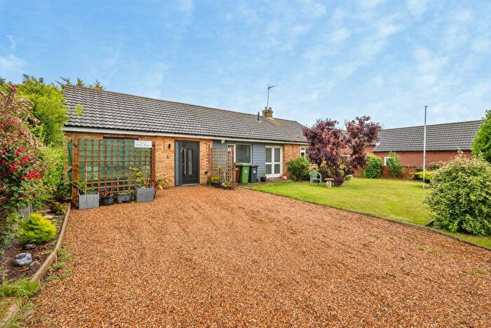 4 Bedroom Detached Bungalow For Sale In Cromer Road, Mundesley, Norwich, NR11