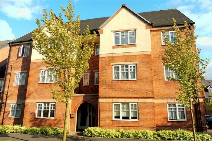 2 Bedroom Apartment To Rent In Caroline Court, Burton-on-Trent, DE14