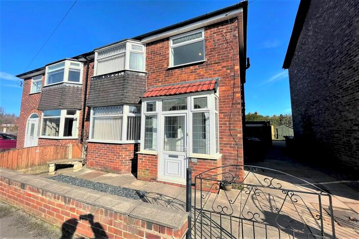 3 Bedroom Semi-Detached House To Rent In Haddon Grove, Timperley, Altrincham, WA15