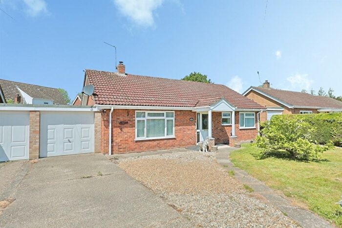 3 Bedroom Bungalow For Sale In Mill Street, Mattishall, Dereham, NR20